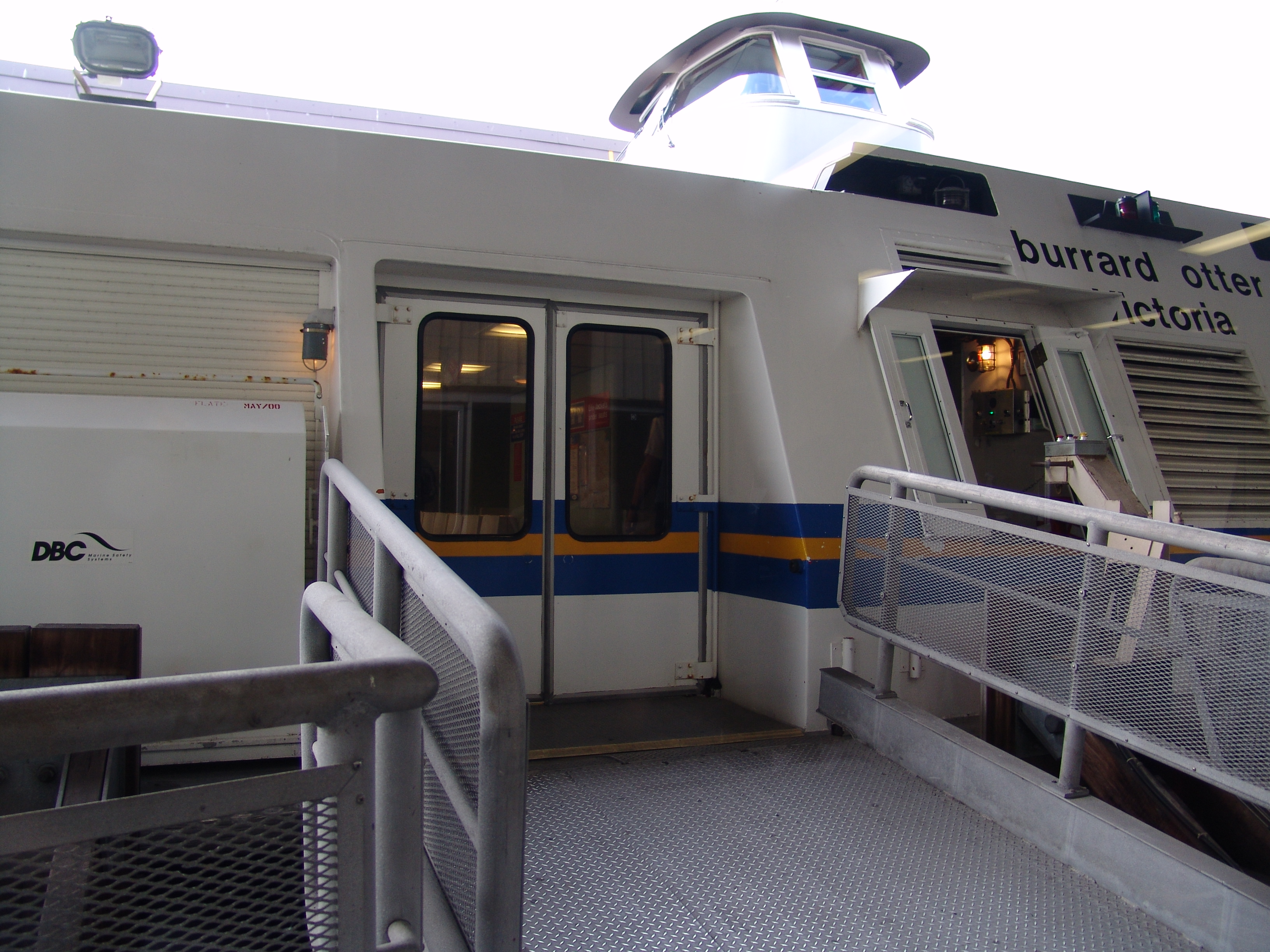 200408 board seabus by iambents / CC BY-NC-ND 2.0 200408 board seabus