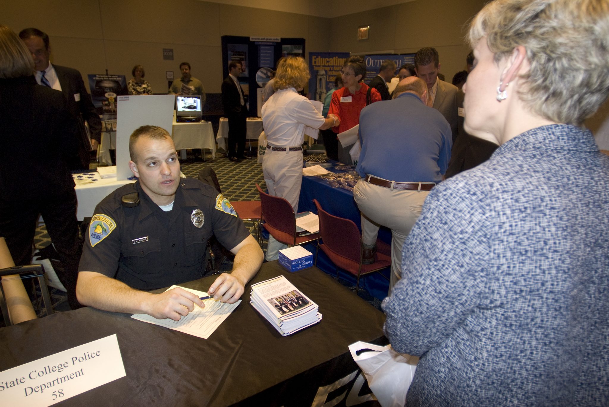 Police officer jobs hiring in illinois
