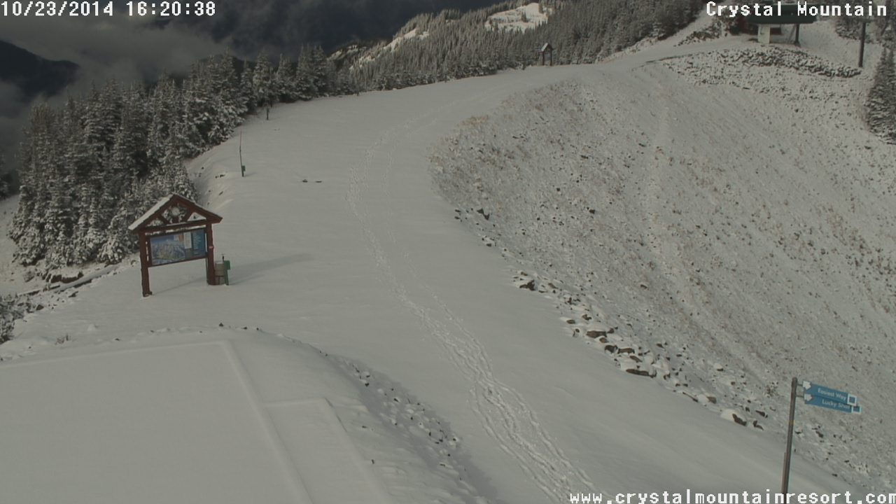 Crystal Mt this afternoon by nordique / CC BY 2.0 Crystal Mt this afternoon