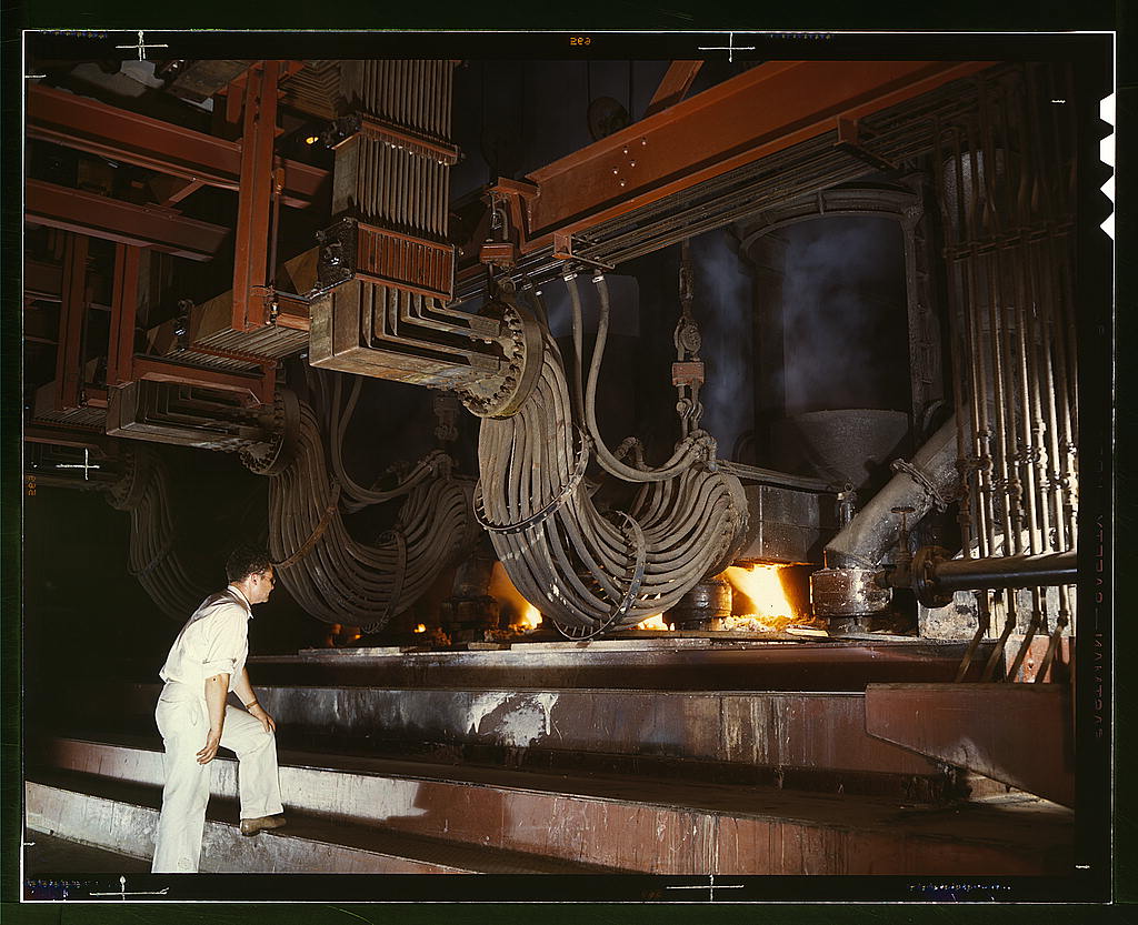 [Electric phosphate smelting furnace used in the making of elemental phosphorus in a TVA chemical plant in the Muscle Shoals area, Alabama]  (LOC)