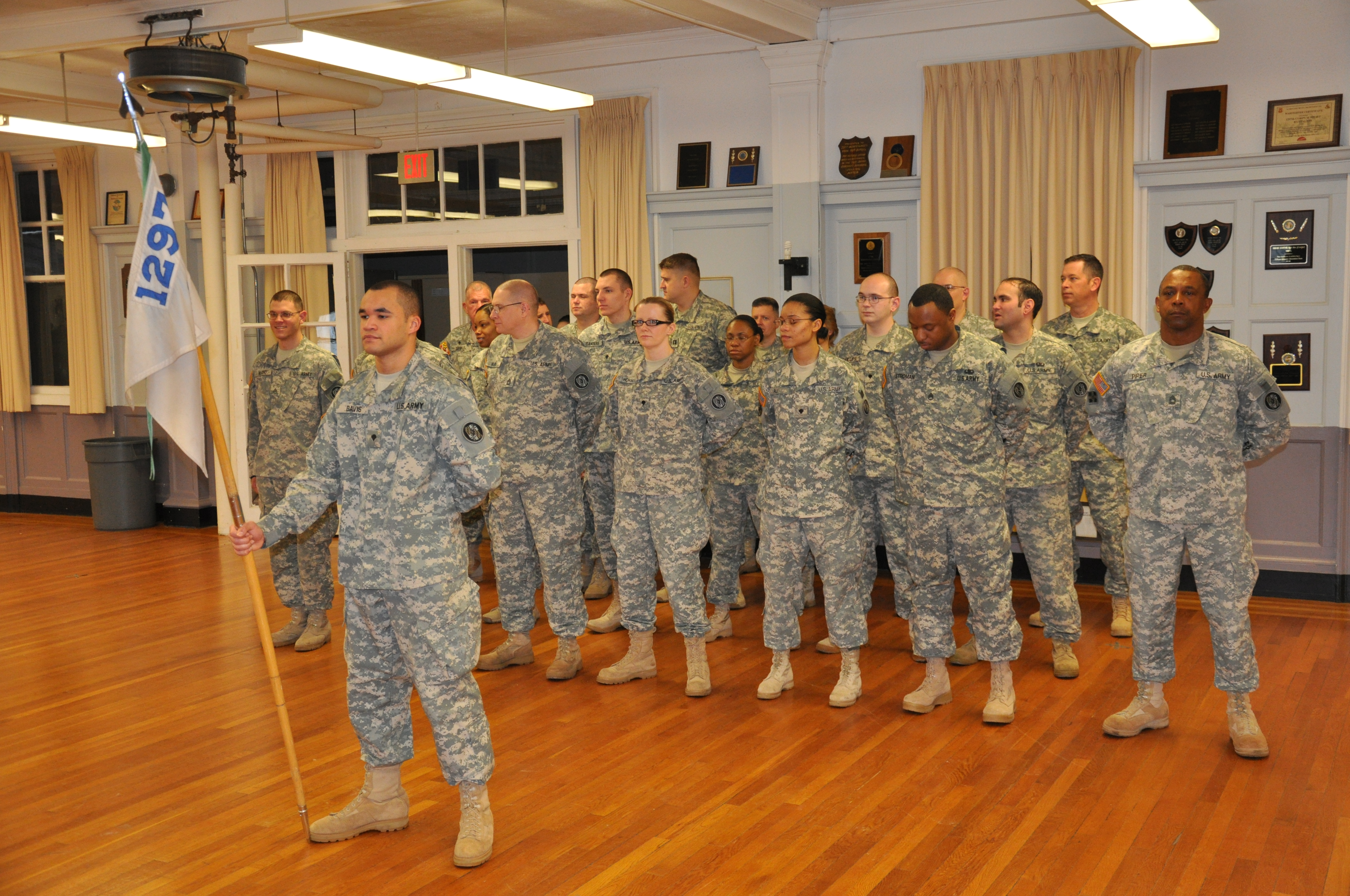 The 1297th CSSB Receives Outstanding Unit Award from MOAA