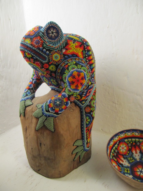 Huichol beaded reptile