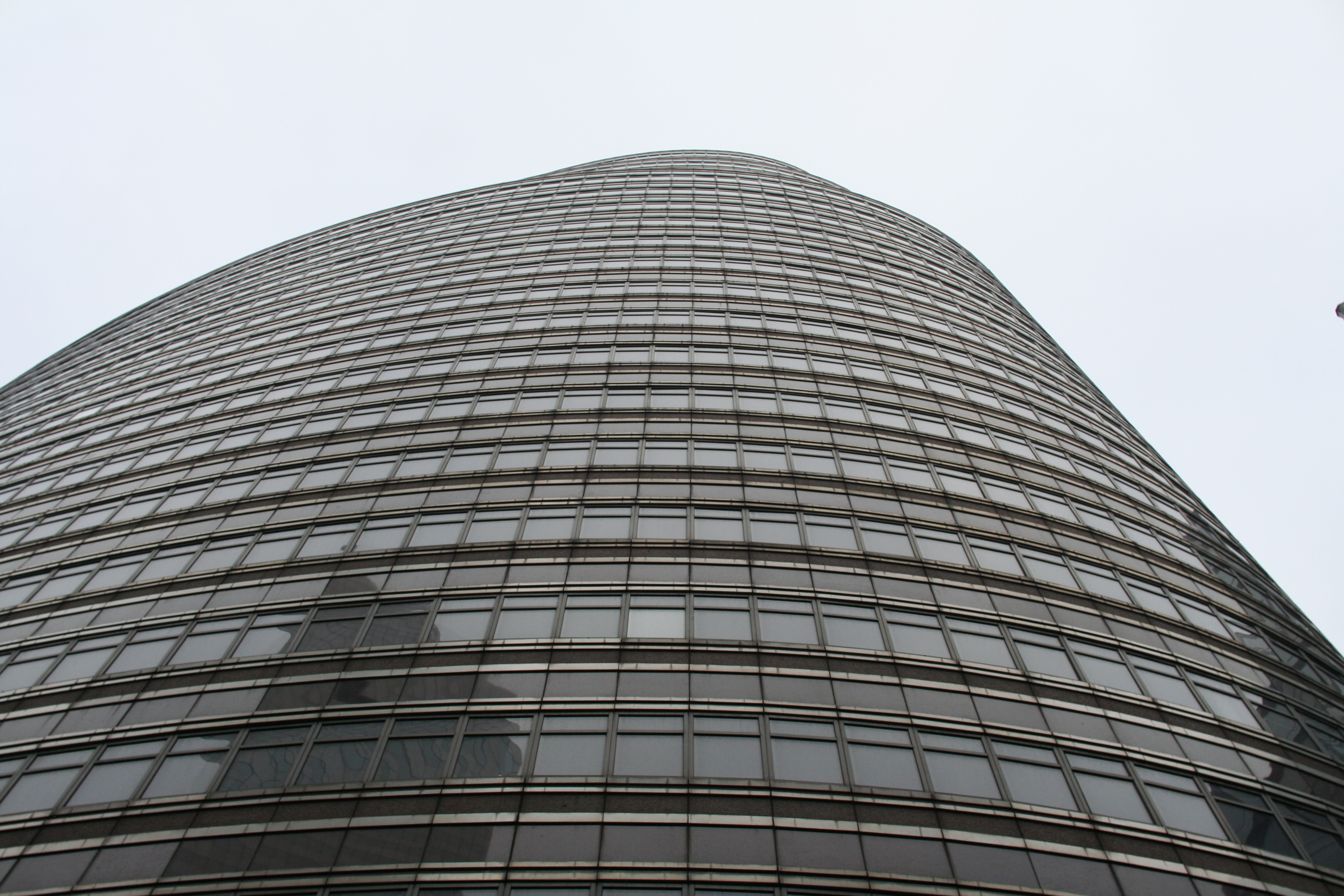 Lipstick Building by Eric E Johnson / CC BY-NC-ND 2.0 Lipstick Building