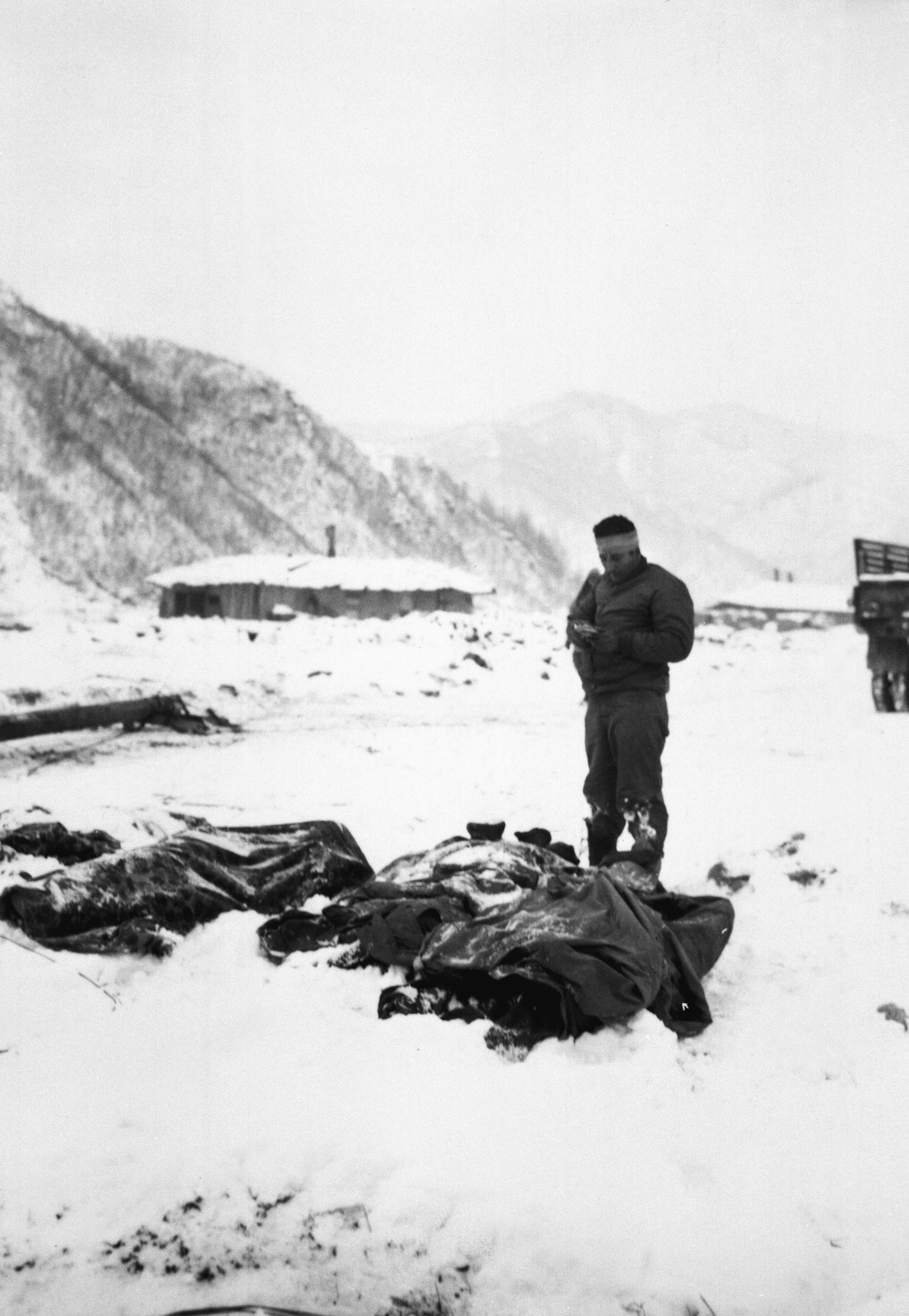 Korean War - HD-SN-99-03171 by U.S. Army Korea (Historical Image Archive) / CC BY-NC-ND 2.0 Korean War - HD-SN-99-03171