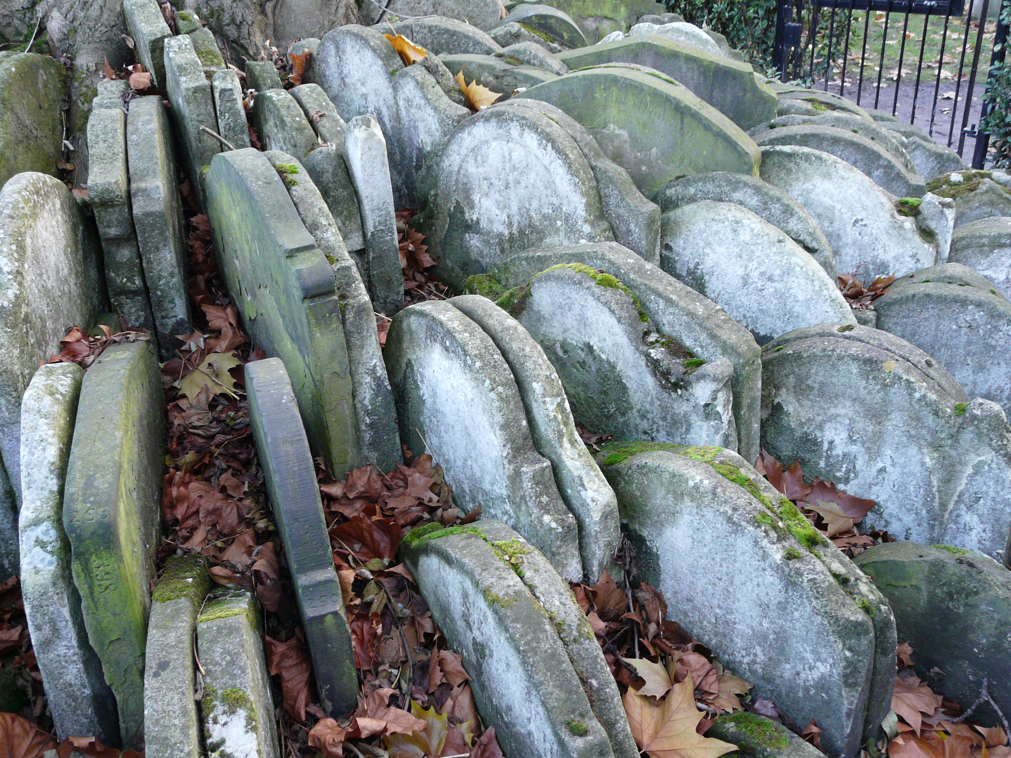 Job Lot, Saint Pancras Old Church by Loz Flowers / CC BY-SA 2.0 Job Lot, Saint Pancras Old Church