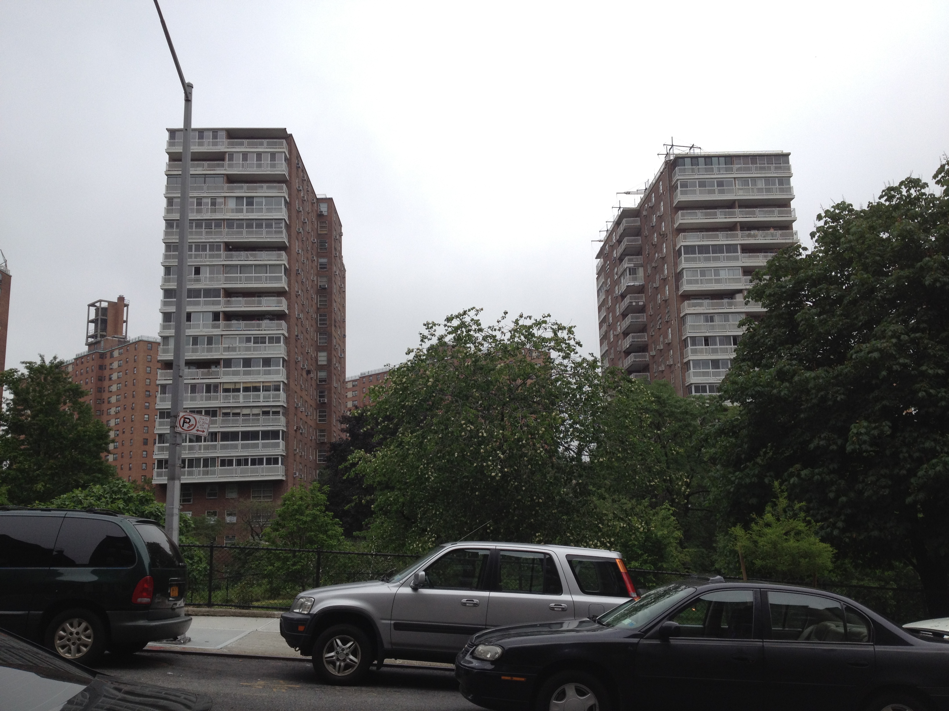 Morningside Gardens (Morningside Heights Housing Corporation) by jann_on / CC BY-NC-SA 2.0 Morningside Gardens (Morningside Heights Housing Corporation)