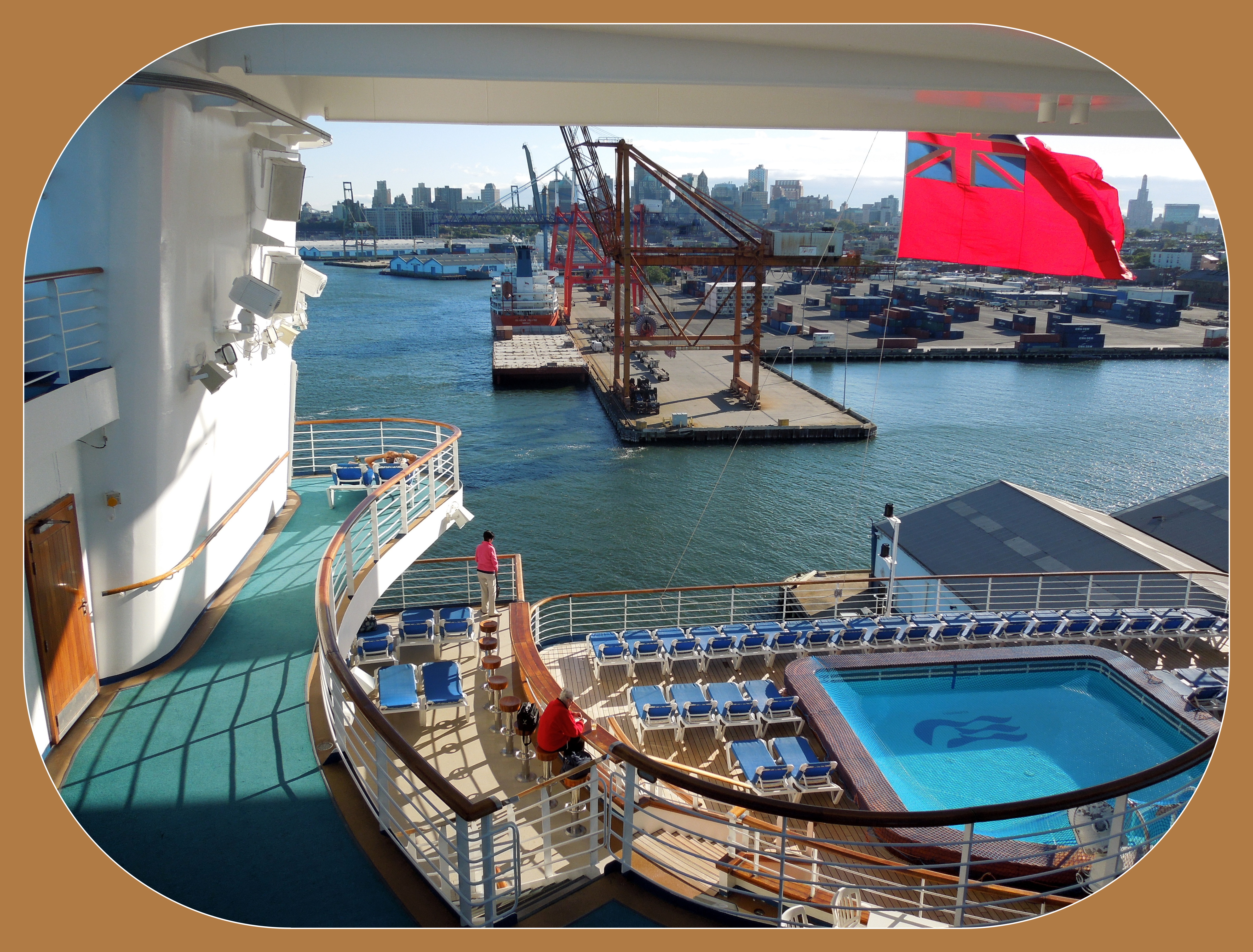 Паром хансунг. Elduga судно. Neksu судно. Ханса шиппинг судоходная. Где находится судно хансунг.