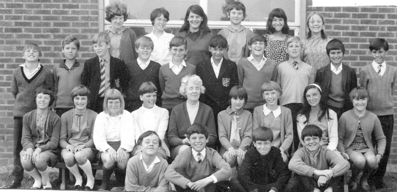 Senior School Warneford, Highworth, Swindon, Wilts. First Year Summer 1969 Form 1a1